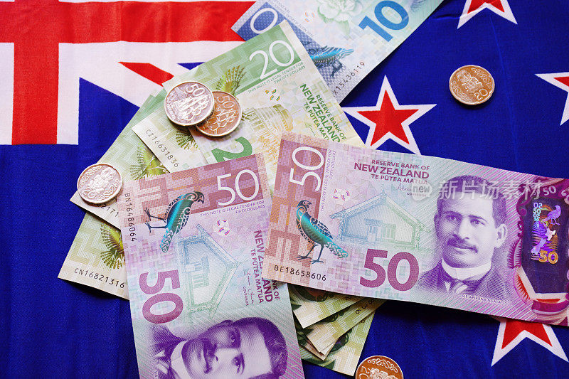 新西兰货币(NZD);带国旗的美元和硬币