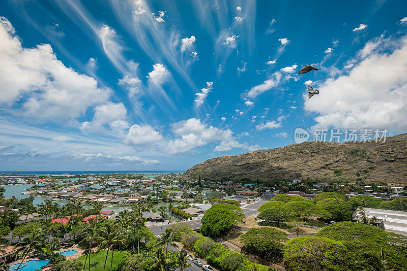 夏威夷瓦胡岛快速移动的云景观