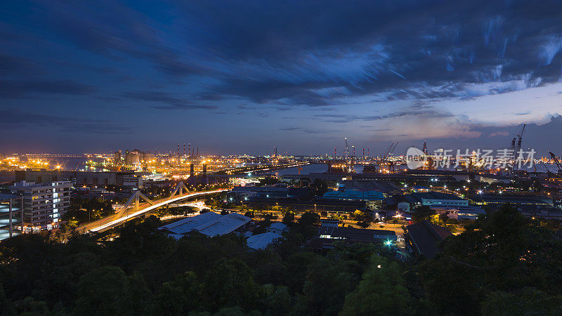新加坡裕廊岛的黄昏