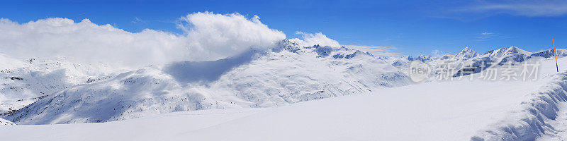 高山雪景