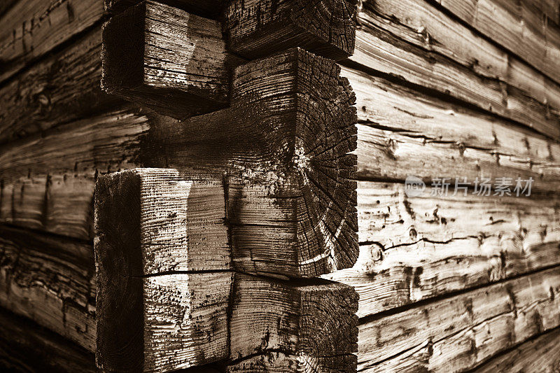 木桁架的老木屋，古董