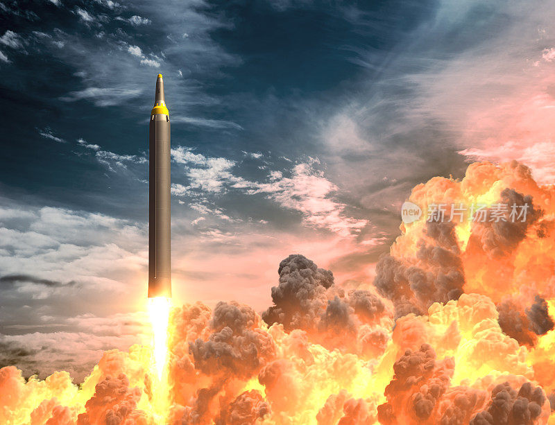 朝鲜火箭在火海中起飞