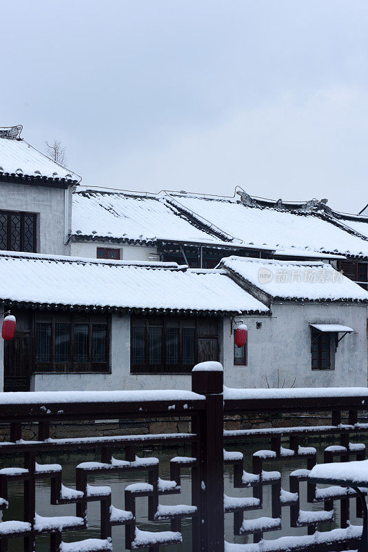 长江以南正在下雪