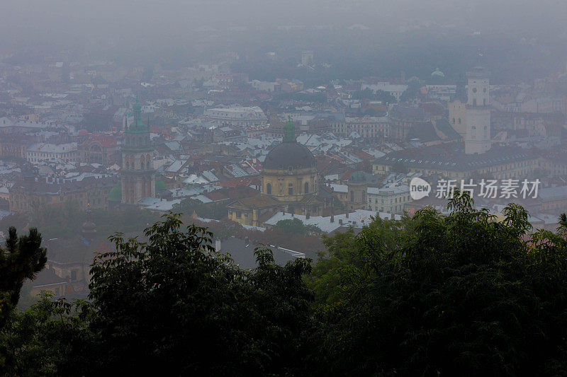 利沃夫古老的城市全景。利沃夫,乌克兰