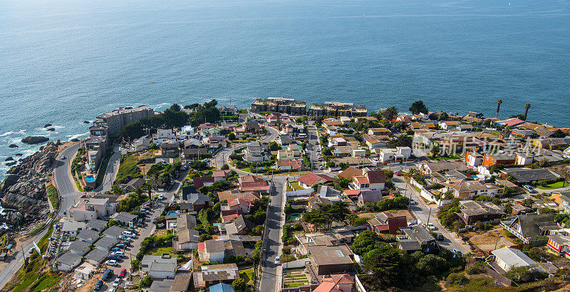 智利维纳德尔马外的小别墅村庄俯视图