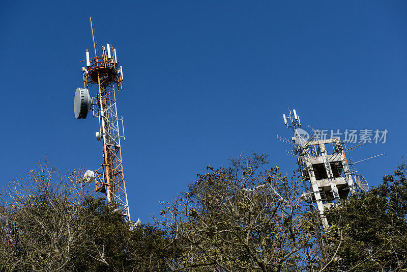 一个小城市里的广播电视发射塔