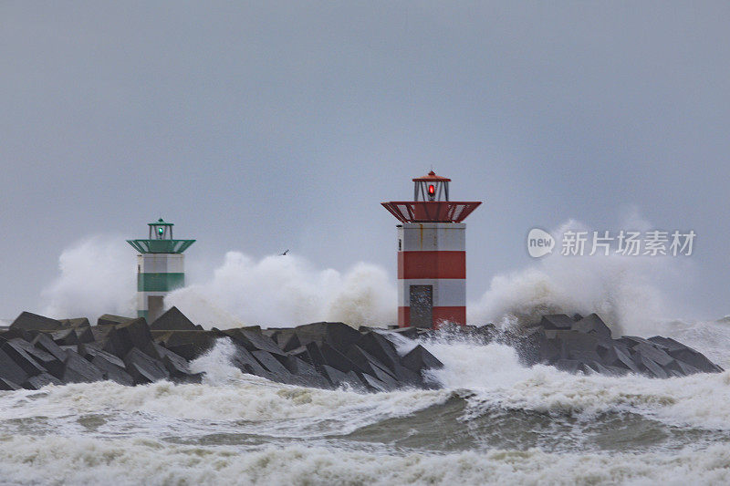 海牙海岸的暴风雨天气