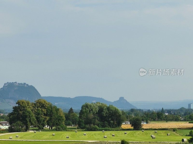 贺高火山和霍亨威尔和霍亨克雷恩的夏日景色