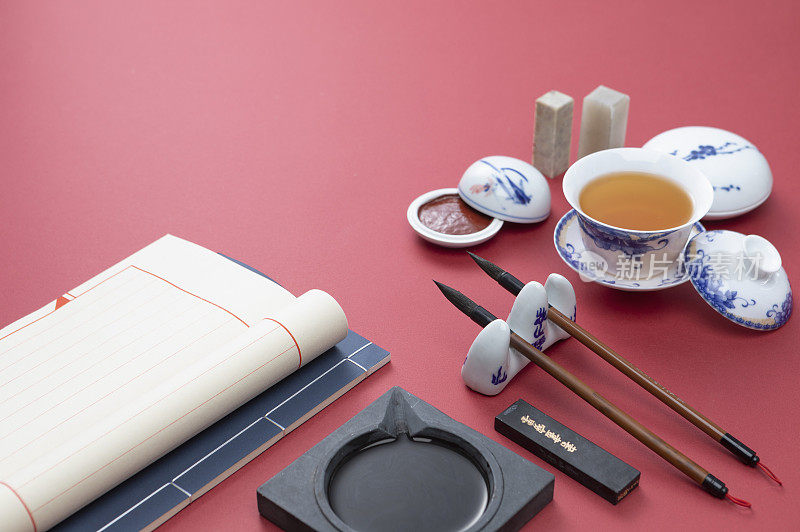 中华传统艺术文房四宝笔墨纸砚和茶