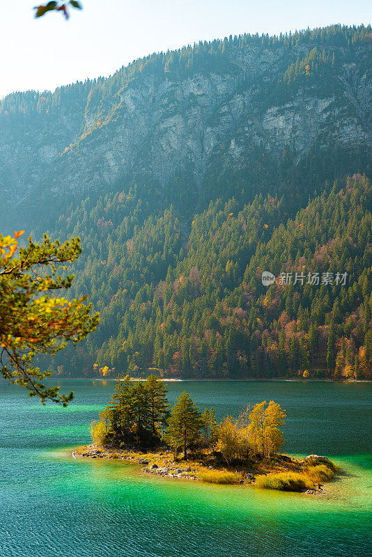 德国Garmisch-Partenkirchen美得惊人的Eibsee湖“数码排毒”