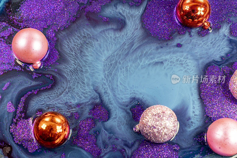 丙烯酸纹理与紫色大理石花纹背景