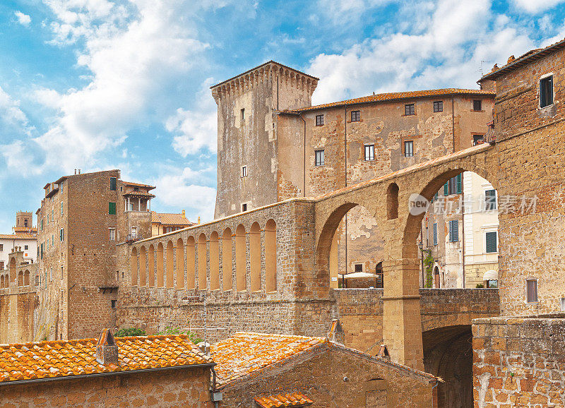 Pitigliano，一个迷人的山顶小镇