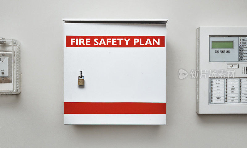 建筑大堂消防安全计划箱或柜。