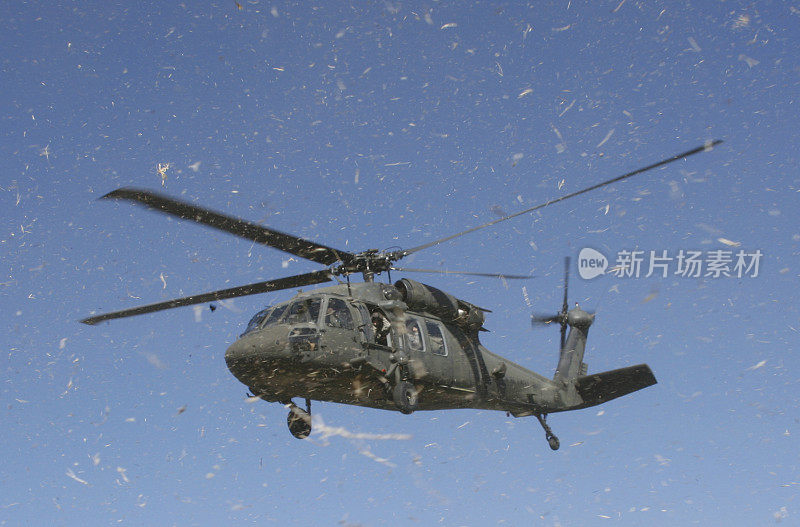 西科斯基UH-60黑鹰尘暴