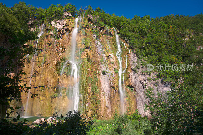 克罗地亚Plitvice湖国家公园的瀑布