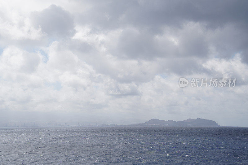浩瀚的海洋。云水浪山岛