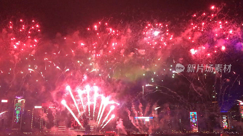 新年前夕在香港维多利亚港