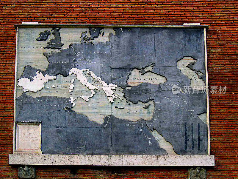 意大利罗马广场外墙上的前罗马帝国巨幅地图
