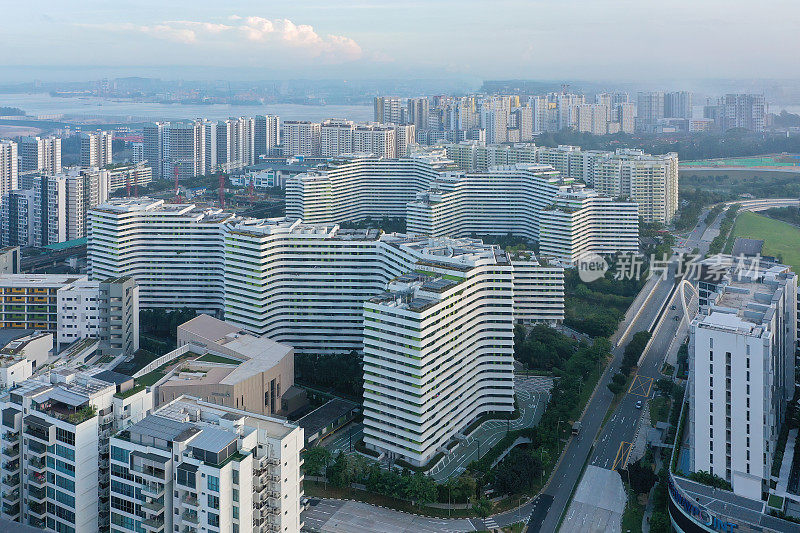 未来风格的住宅区鸟瞰图