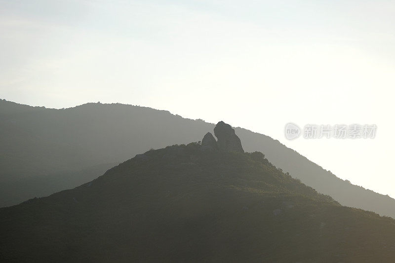 香港东龙洲岛鹰齿岩