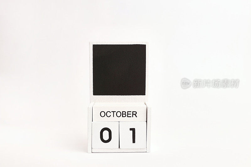 日期为10月1日的日历和设计师的地方。说明某一特定日期的事件。