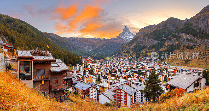 采尔马特，瑞士，有马特峰的高山村庄
