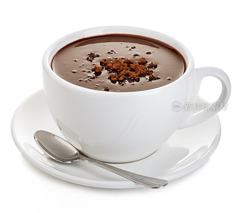 热巧克力近距离孤立在一个白色的背景。