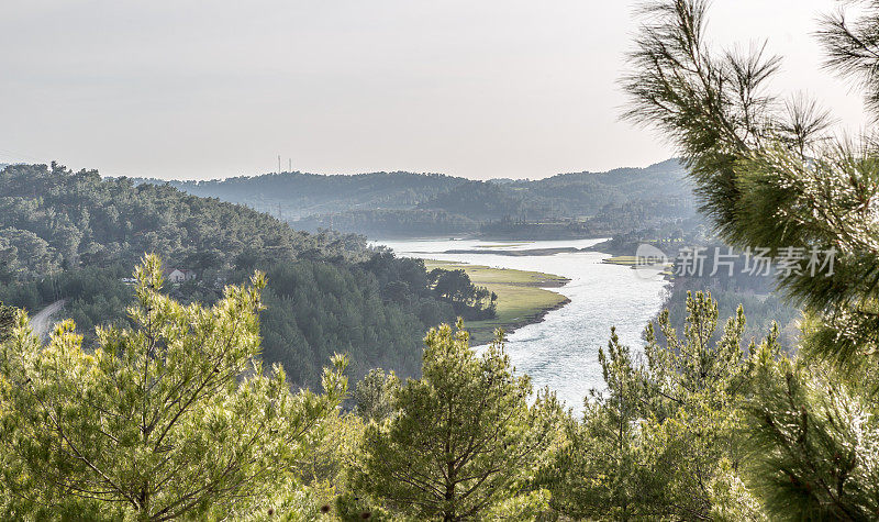 金牛座山Oymapınar河