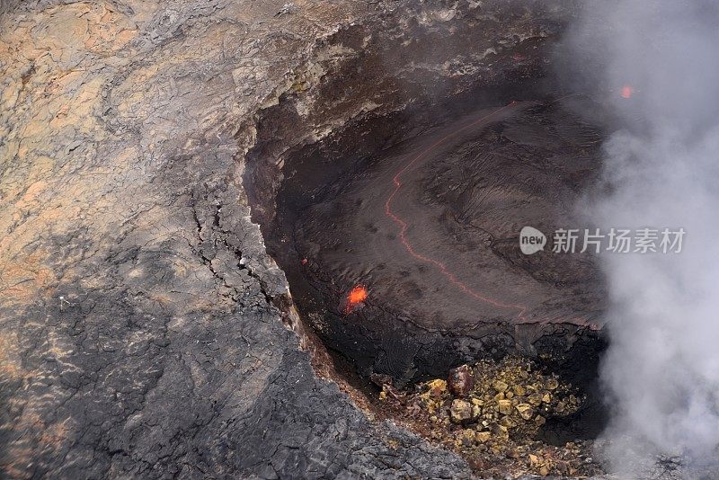 Kahaualea活跃的火山口