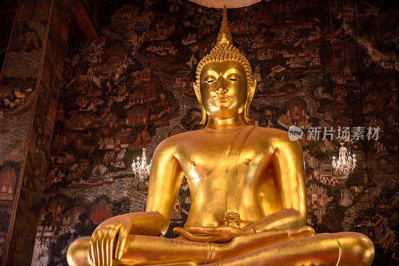 佛像在冥想的位置