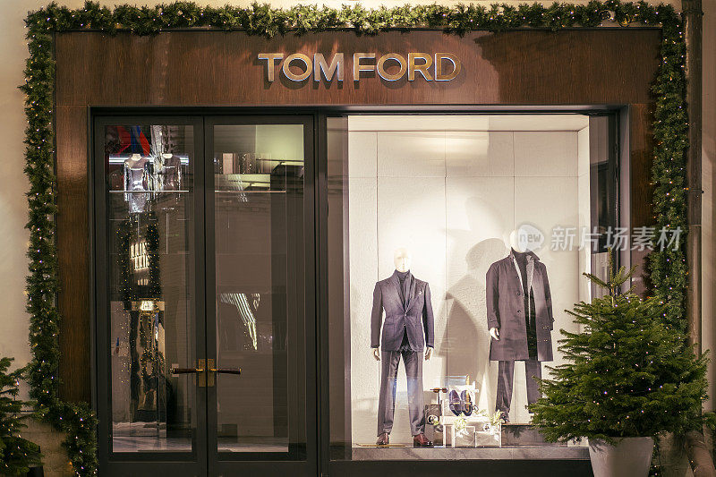 12月12日，在俄罗斯莫斯科，一家名为汤姆·福特的新年商店