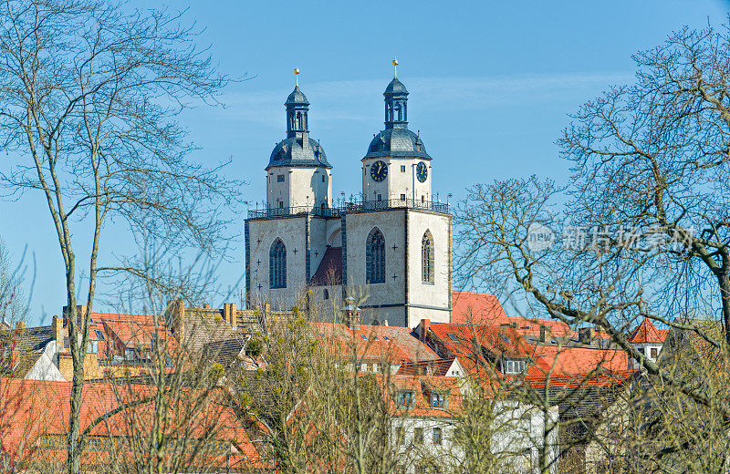 德国萨克森-安哈尔特的卢瑟施塔特·威登堡教堂的钟楼