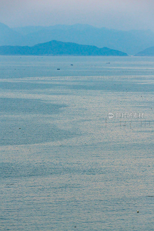 海上日出