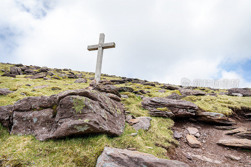 爱尔兰克里郡布兰登山西侧朝圣者之路的第十一十字