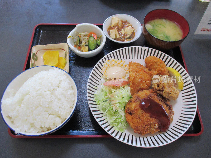 来自熊本县熊本市南区约南町的人气套餐餐厅“鸡嘴台”的“混合炒套餐”
