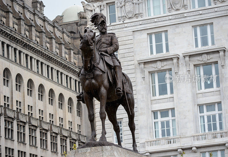 爱德华七世雕像-肝脏大厦在利物浦