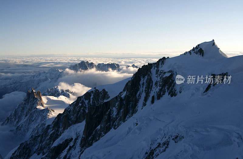 阿尔卑斯山脉