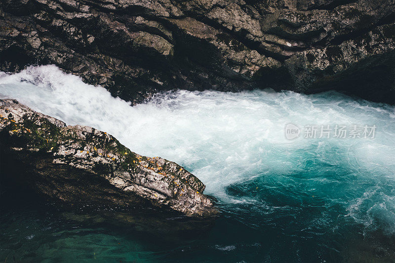 高山流水