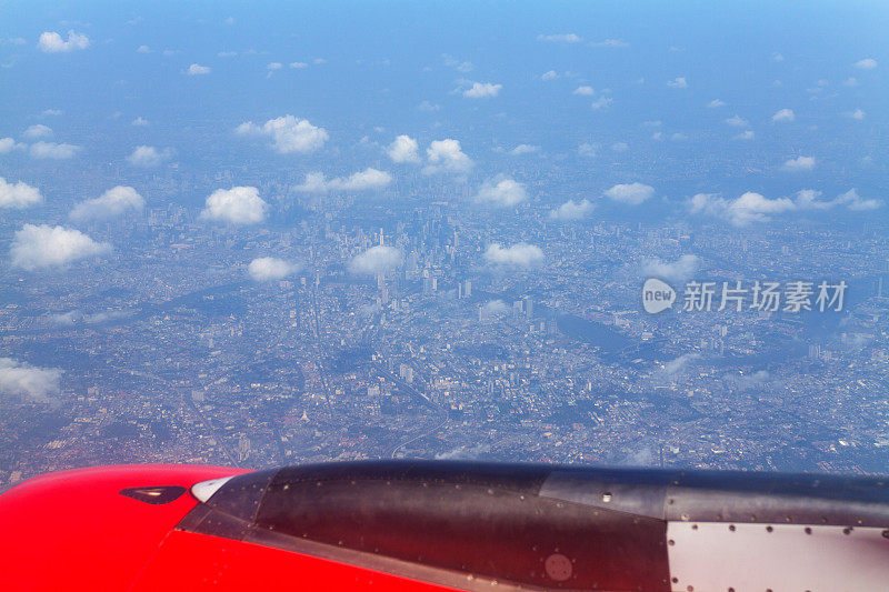 从空中俯瞰曼谷市中心