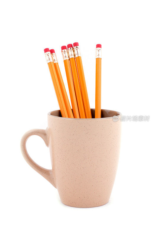 咖啡杯里的铅笔