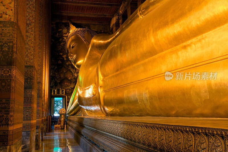卧佛寺佛像，曼谷