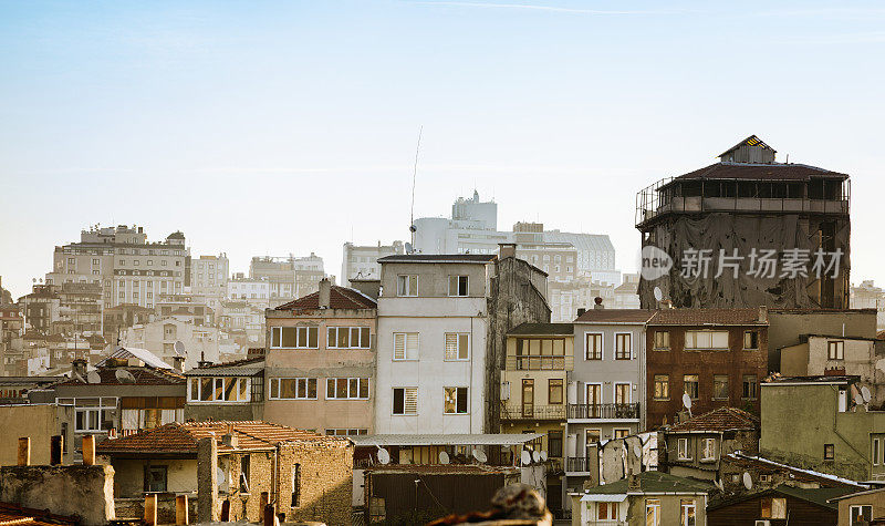 伊斯坦布尔Beyoglu屋顶城市密度全景