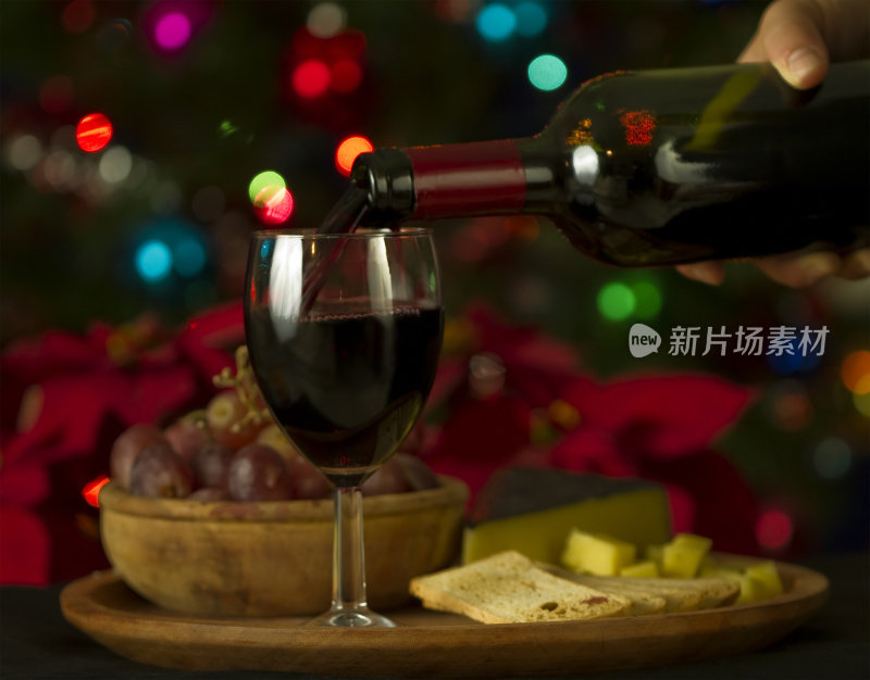 圣诞节的葡萄酒,芝士盘