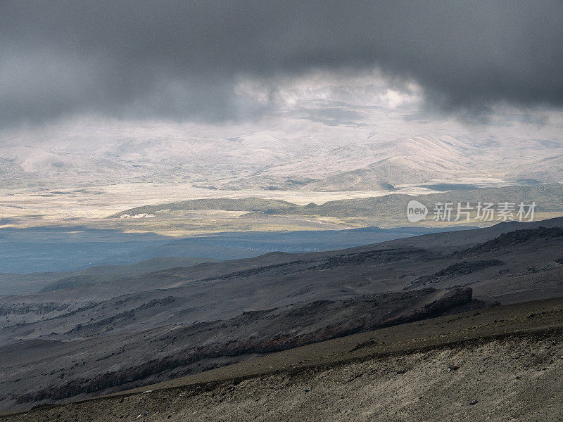 科托帕西火山北坡