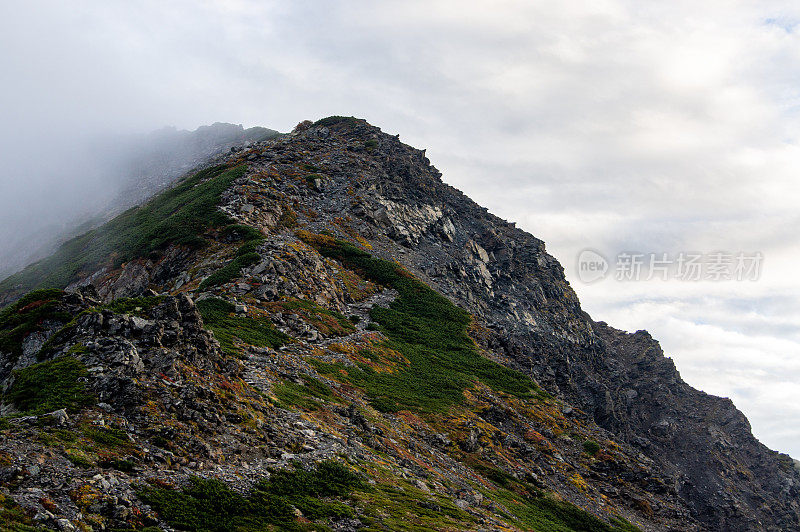 南阿尔卑斯山,日本山梨县县