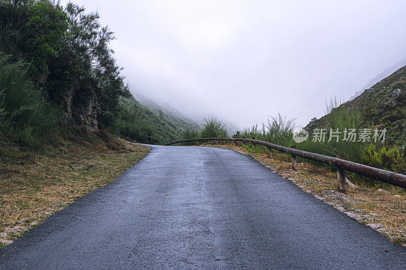 葡萄牙的山路