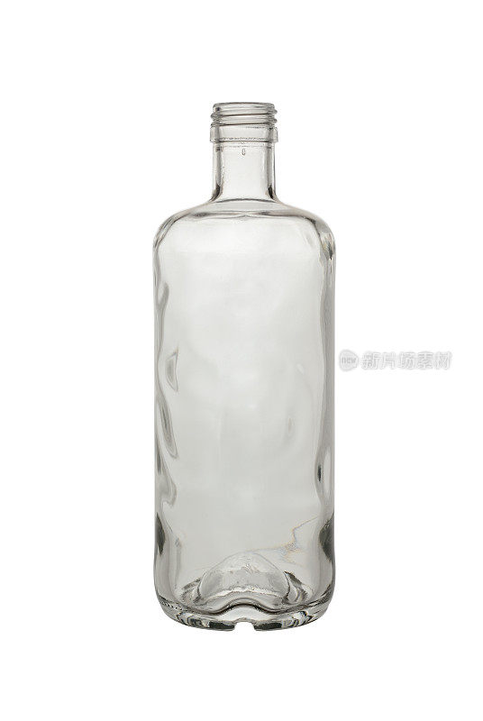 用无色透明玻璃制成的空开瓶，用于装酒精饮料和其他液体。孤立在白色背景下，特写镜头