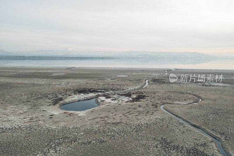 淡水源和湖泊