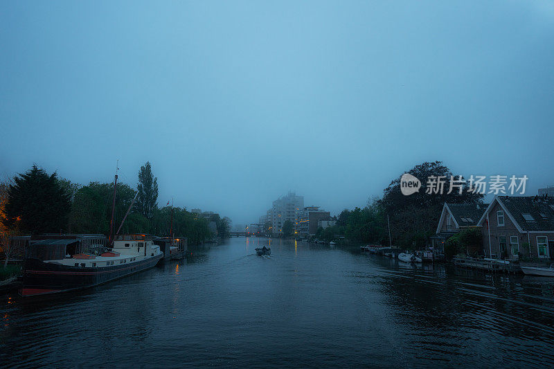 莱顿的夜景