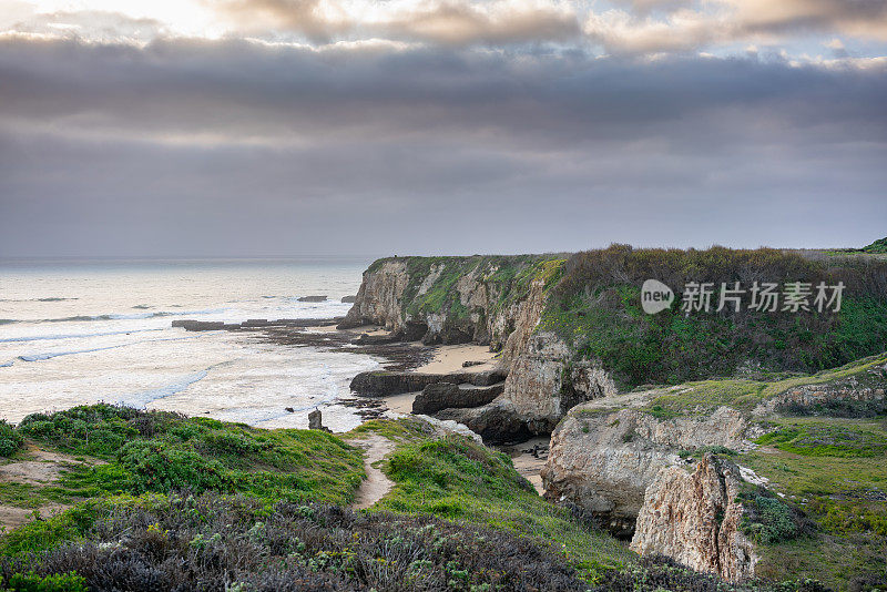 加利福尼亚的达文波特海滩